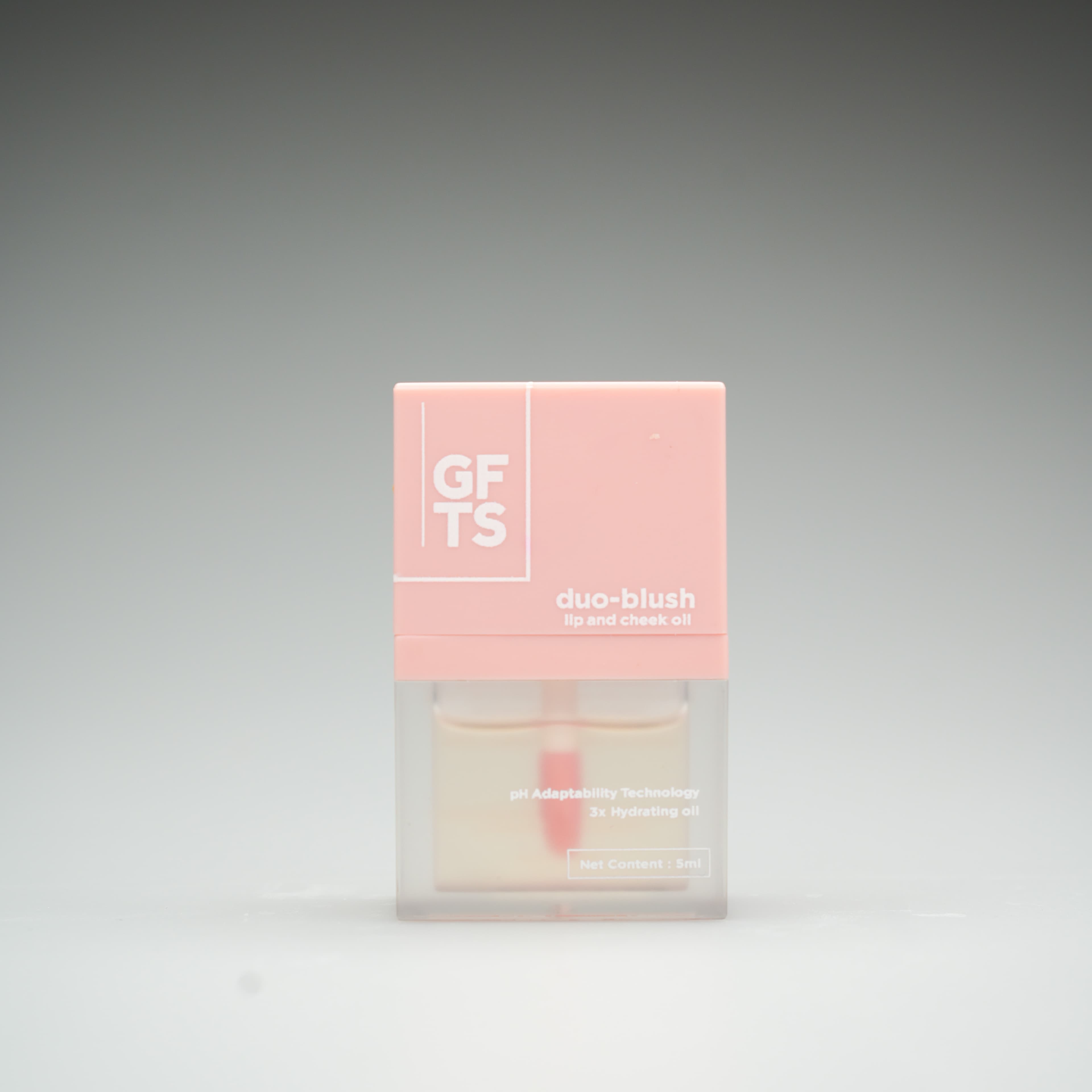 Dual-tone lip innovation